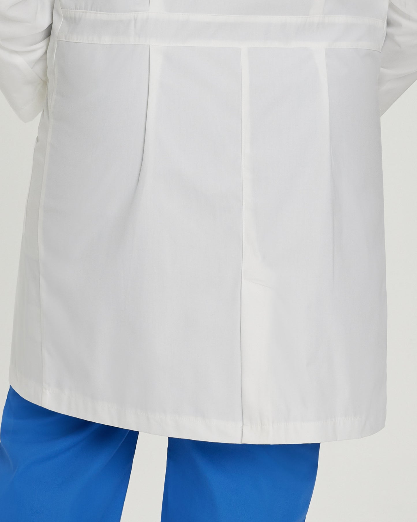 5-Pocket Full-Length Tablet White Coat | White