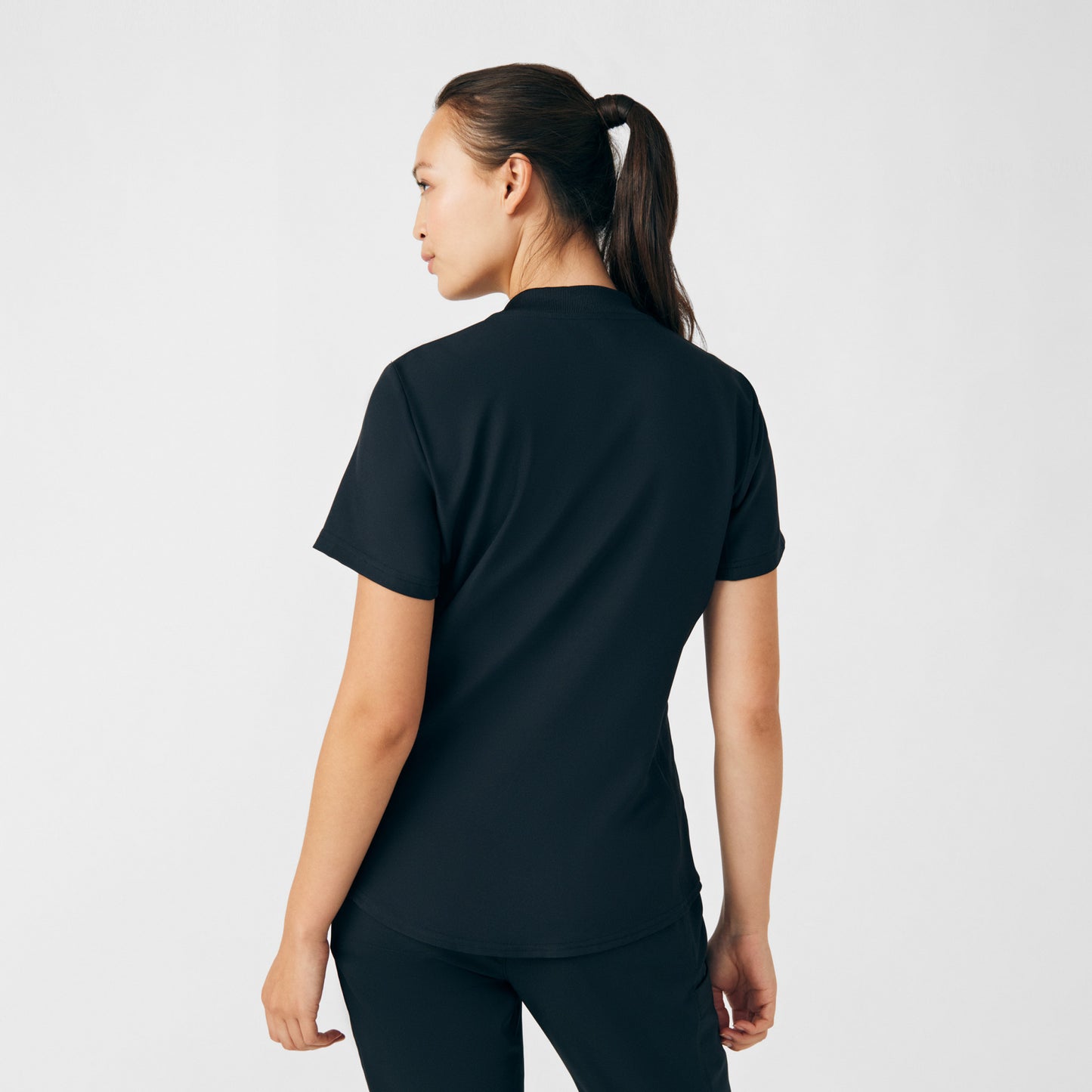 Forward 3-Pocket V-Neck Top | Black