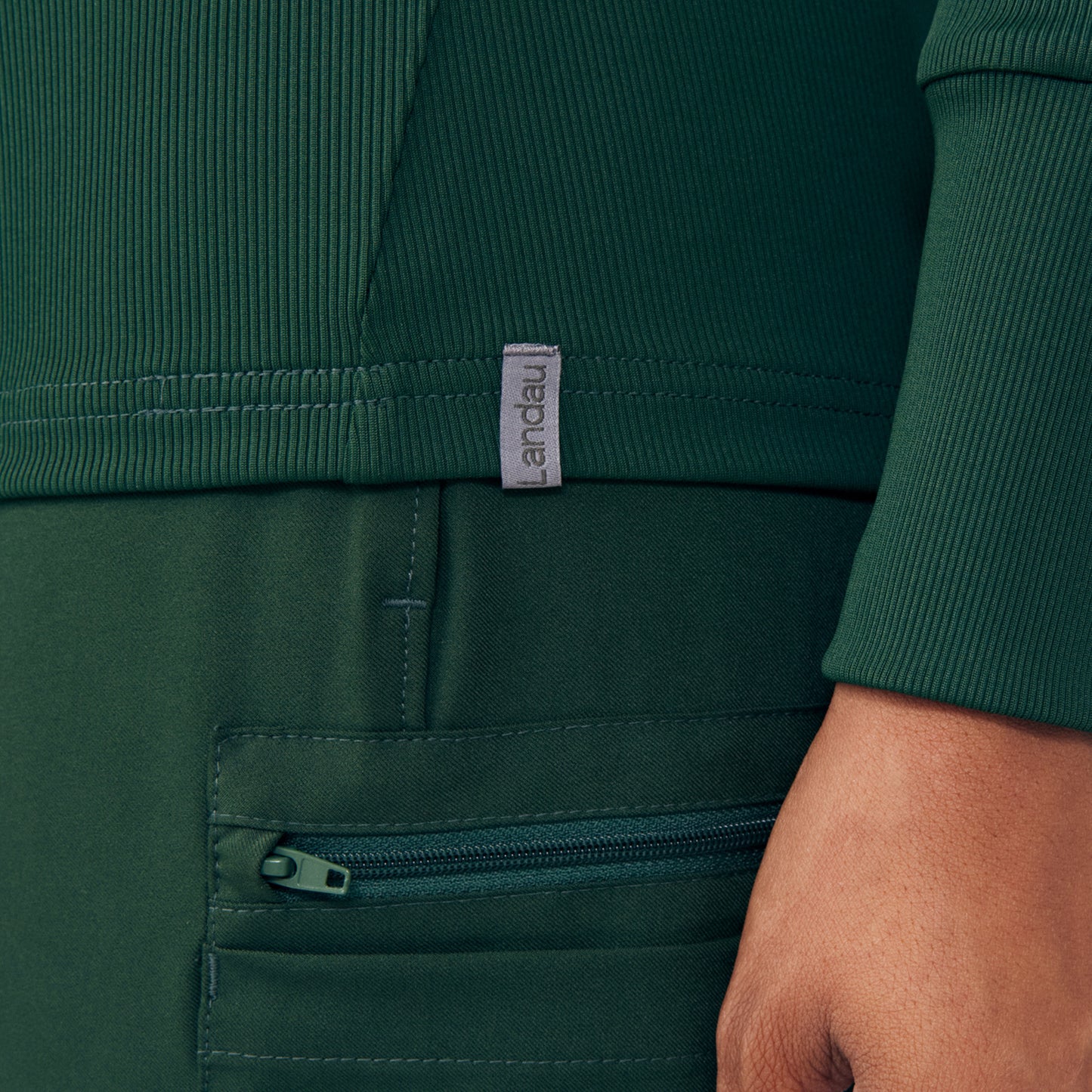 Forward 1-Pocket Long-Sleeve Tee | Mountain View