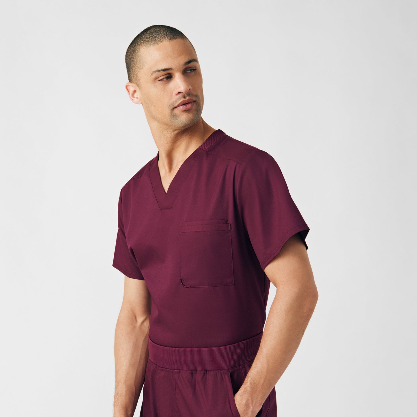 ProFlex 2-Pocket V-Neck Top | Wine