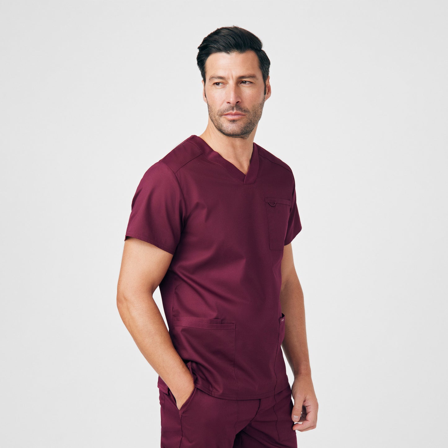 ProFlex 4-Pocket V-Neck Top | Wine