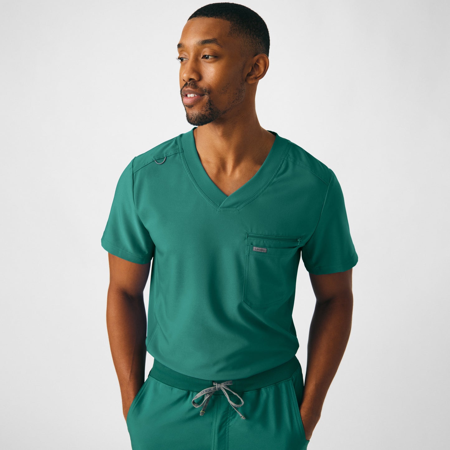 Forward 2-Pocket V-Neck Top | Hunter