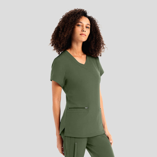 CRFT 3-Pocket V-Neck Top | Olive