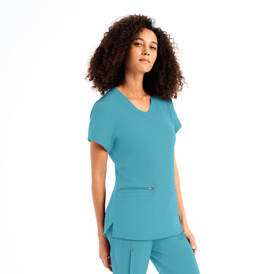 CRFT 3-Pocket V-Neck Top | Poolside