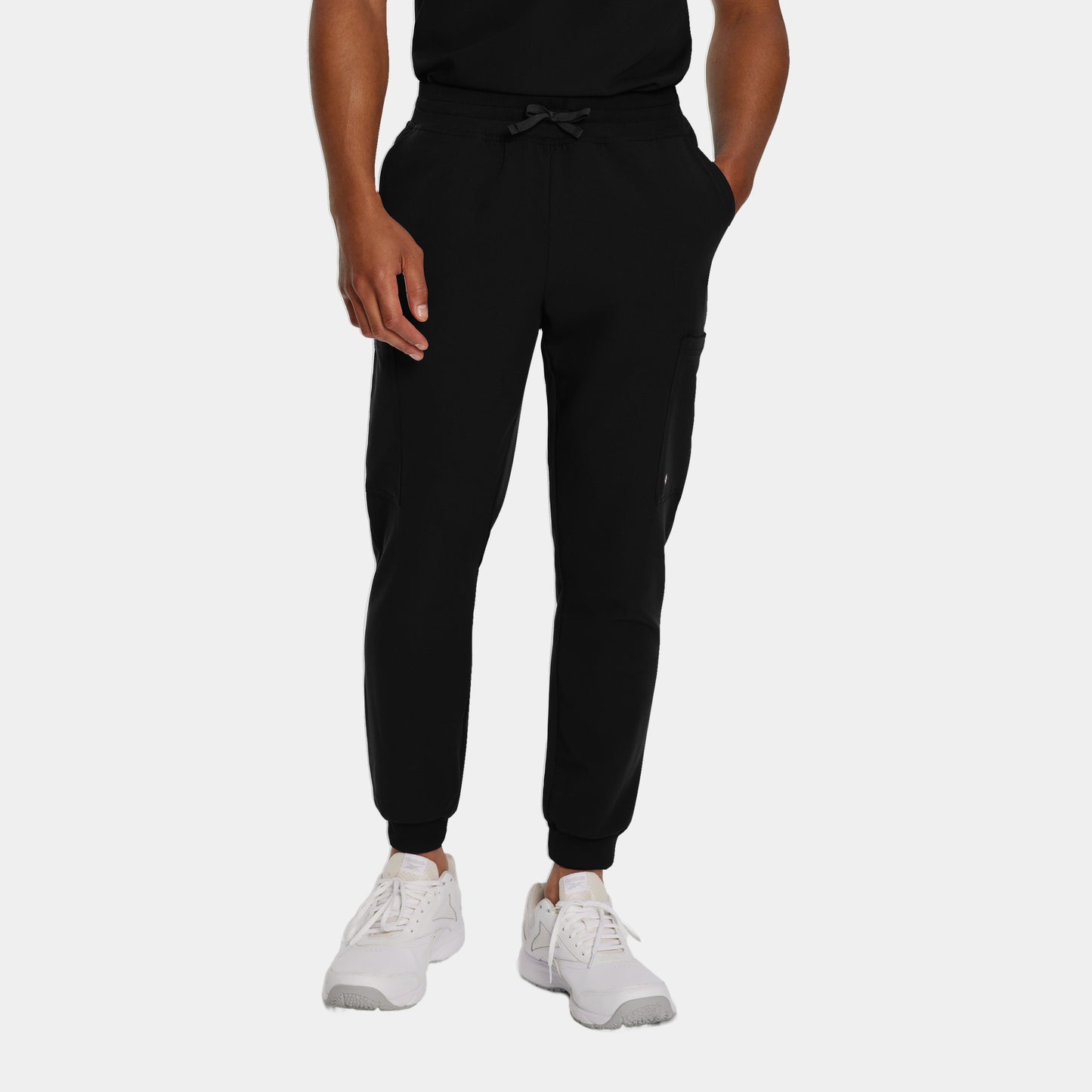 V-Tess Jogger Pants  | Black
