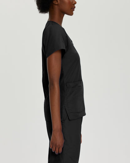 Essentials 4-Pocket V-Neck Top  | Black