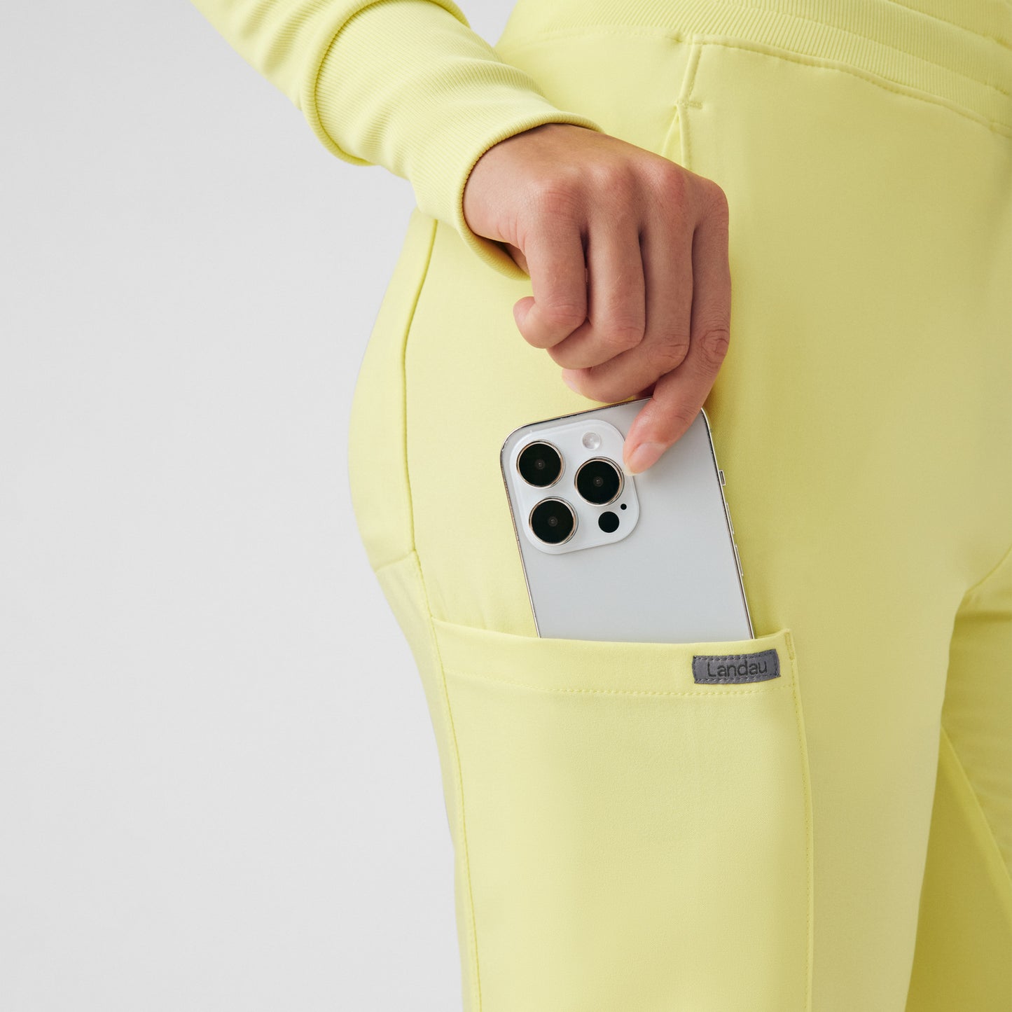 Forward Cargo Pants  | Illuminate