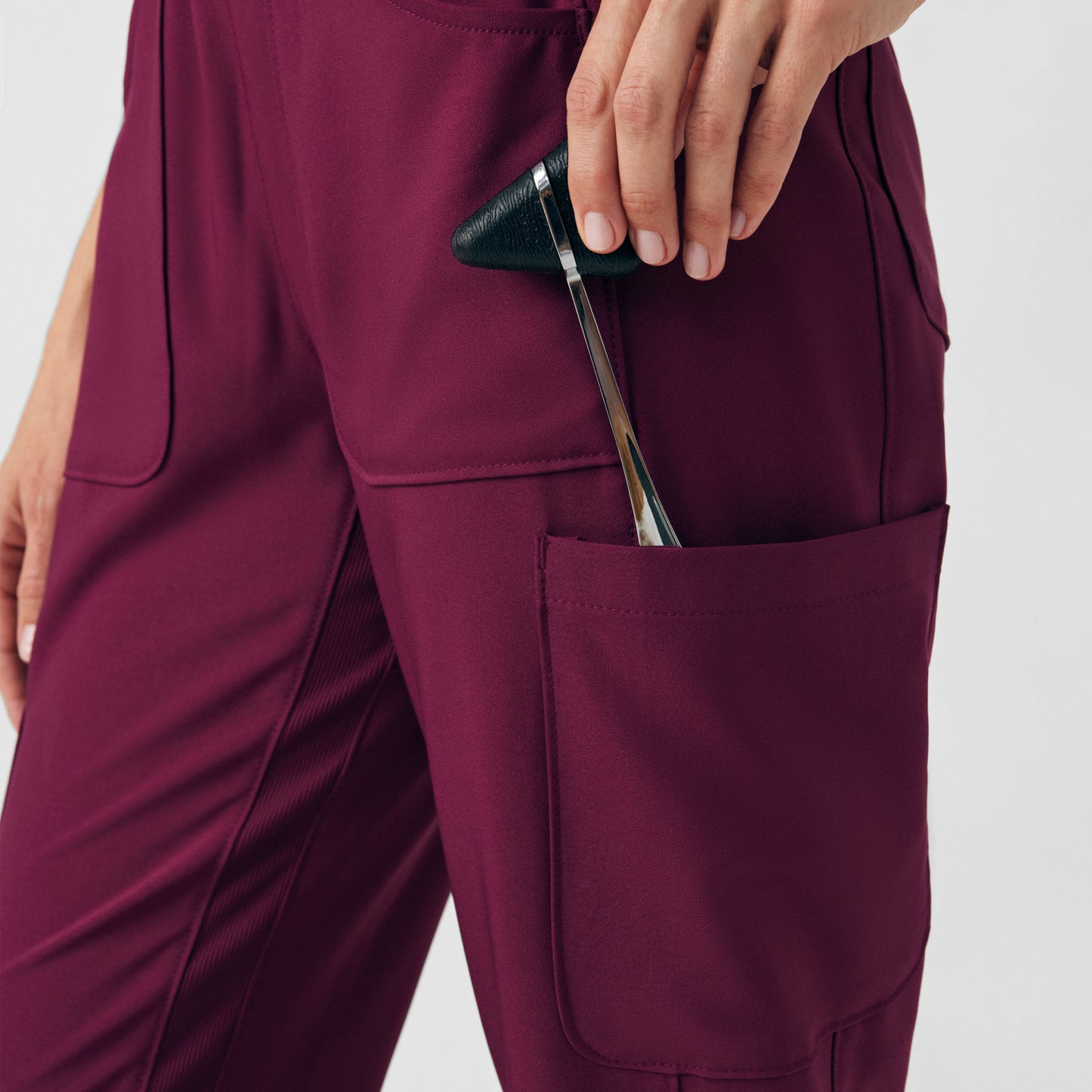 Forward Jogger Pants  | Wine