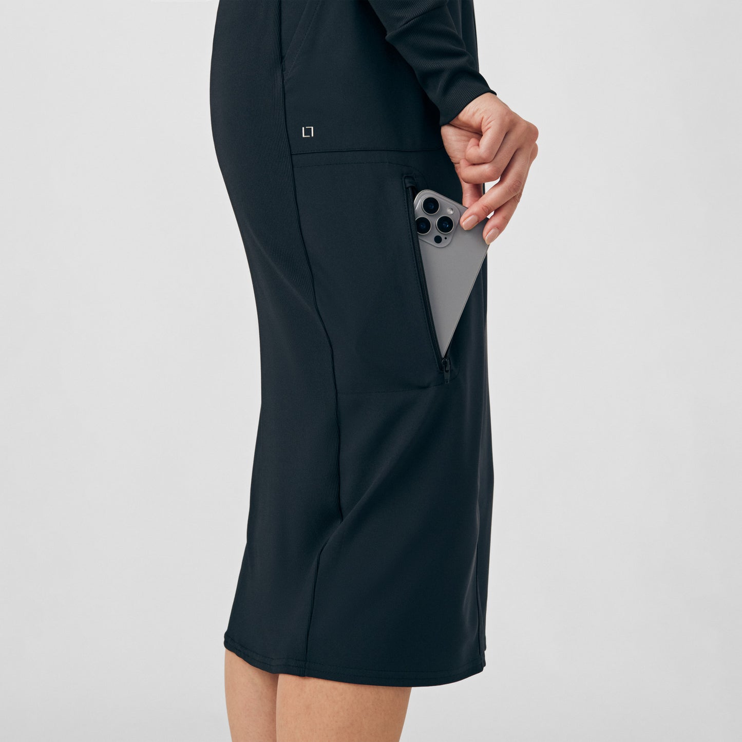 Forward Skirt  | Black