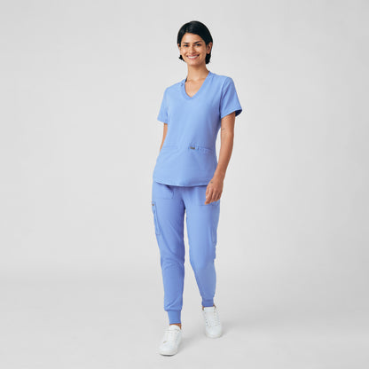 Forward 3-Pocket V-Neck Top  | Ceil