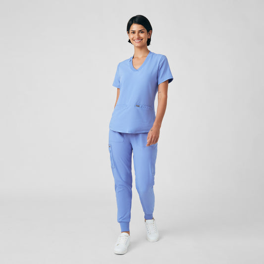 Forward 3-Pocket V-Neck Top  | Ceil