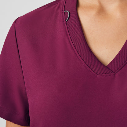 Forward 3-Pocket V-Neck Top  | Wine