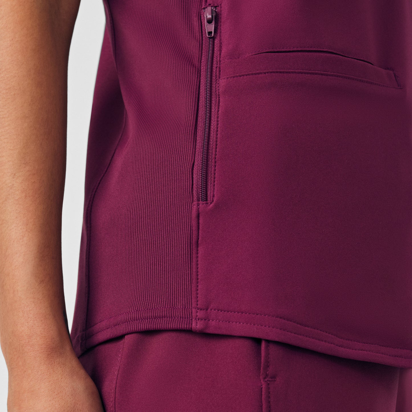 Forward 3-Pocket V-Neck Top  | Wine