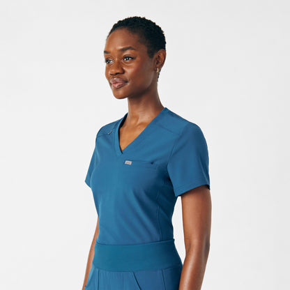 Forward 2-Pocket V-Neck Top  | Caribbean