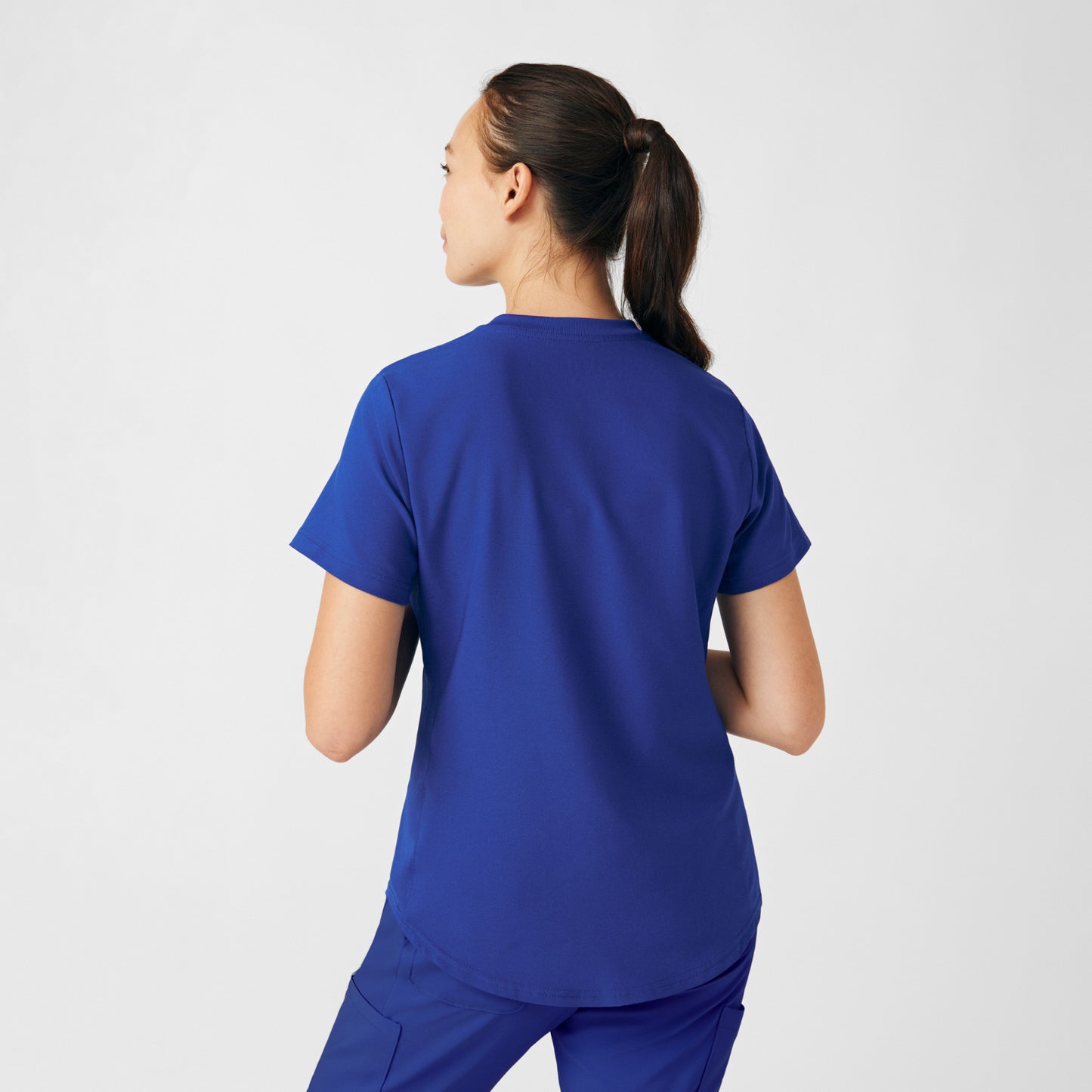 Forward 2-Pocket V-Neck Top  | Galaxy