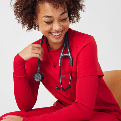 Forward 2-Pocket V-Neck Top  | Red