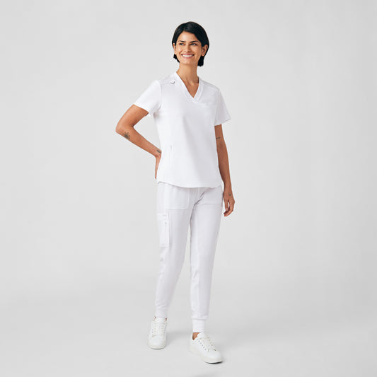 Forward 2-Pocket V-Neck Top  | White