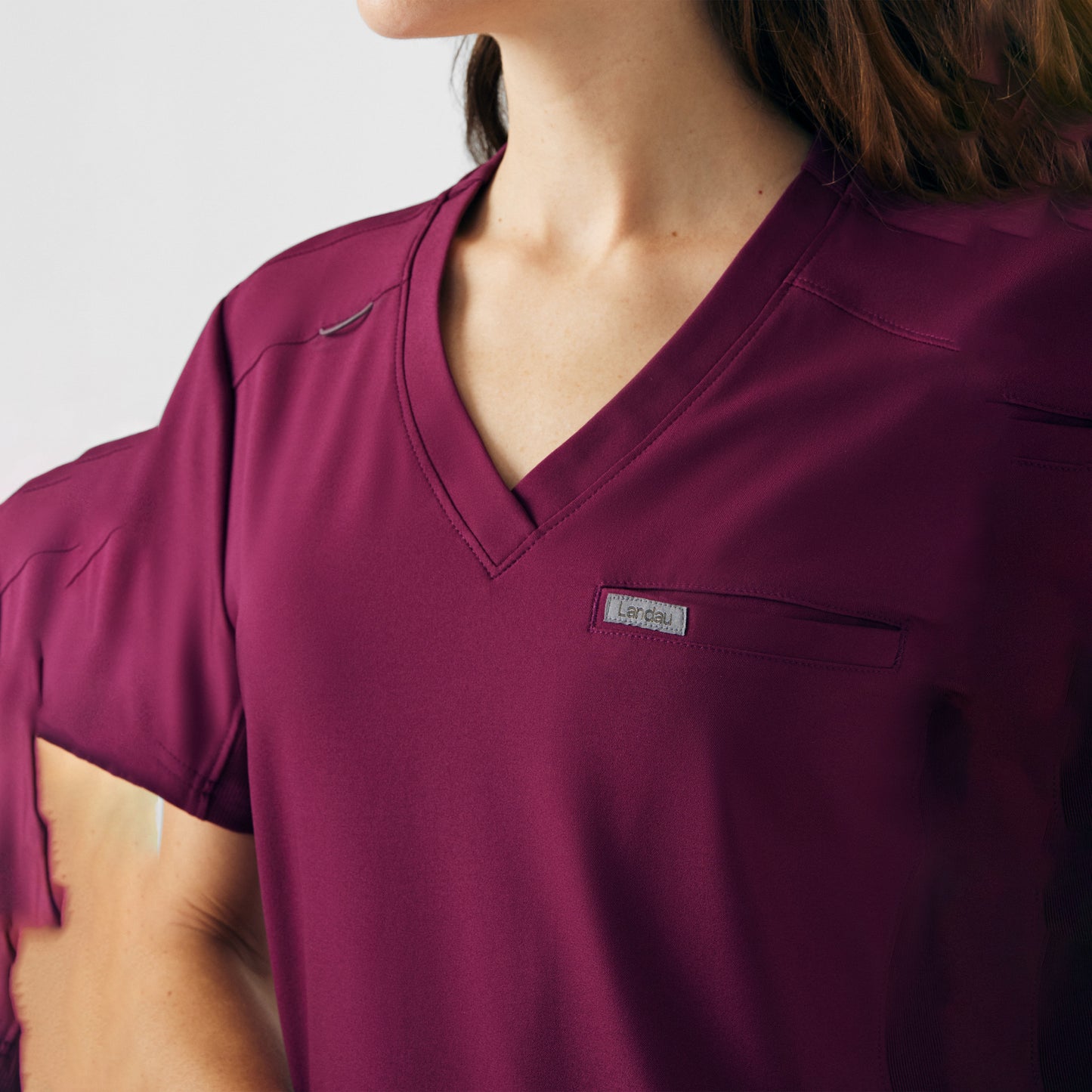 Forward 2-Pocket V-Neck Top  | Wine