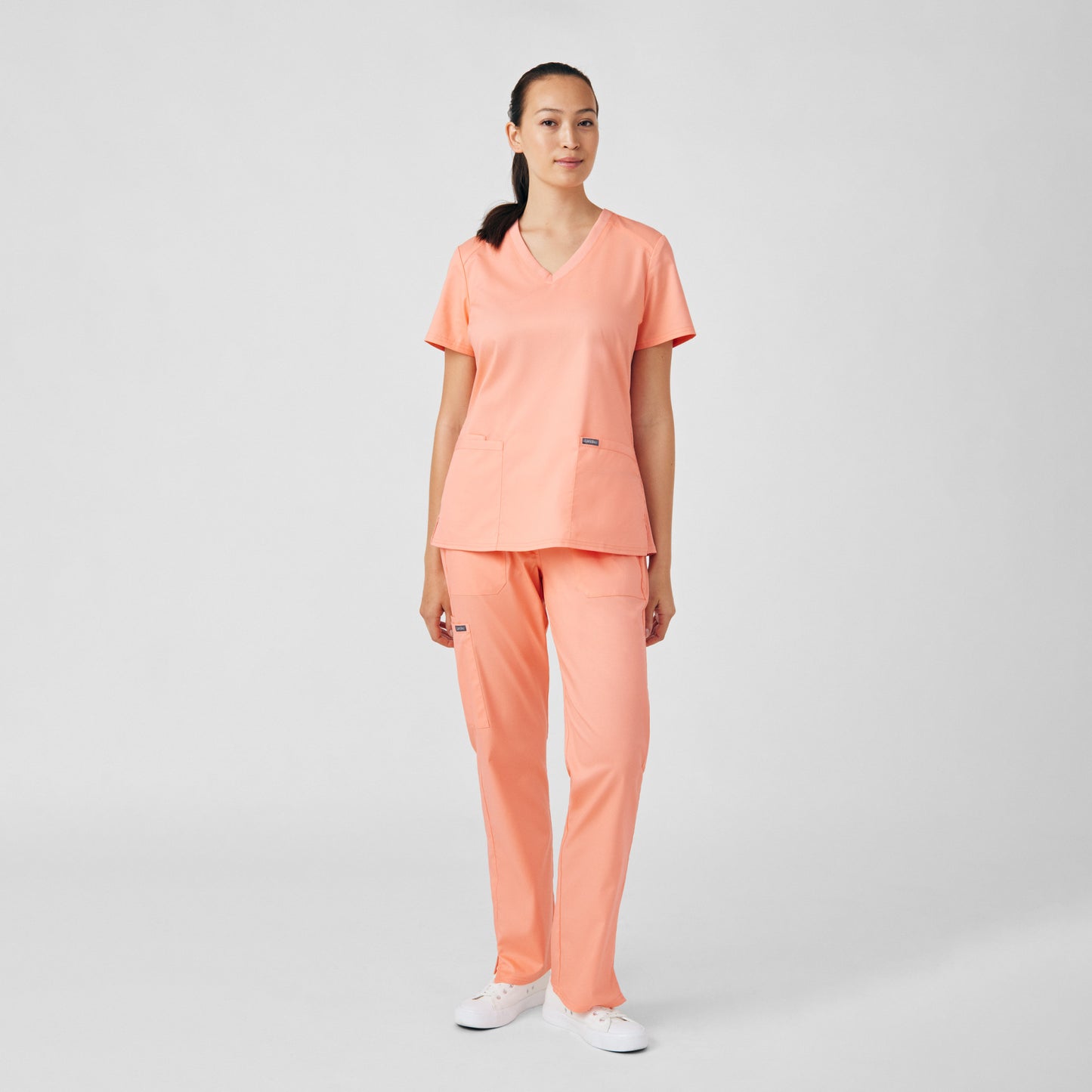 ProFlex 3-Pocket V-Neck Top  | Desert Flower