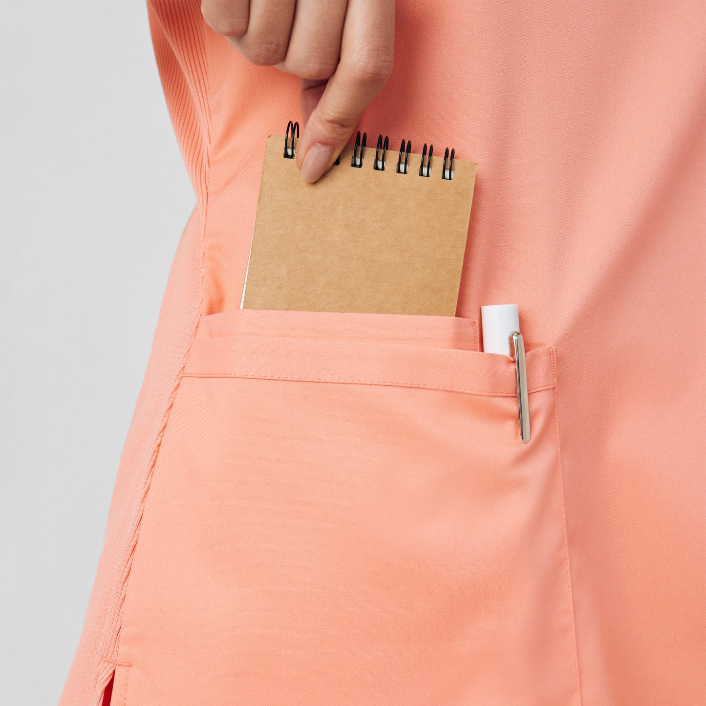 ProFlex 3-Pocket V-Neck Top  | Desert Flower