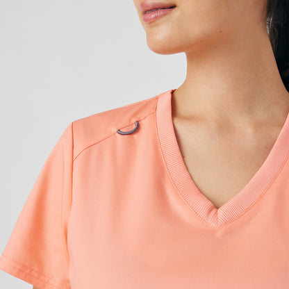ProFlex 3-Pocket V-Neck Top  | Desert Flower