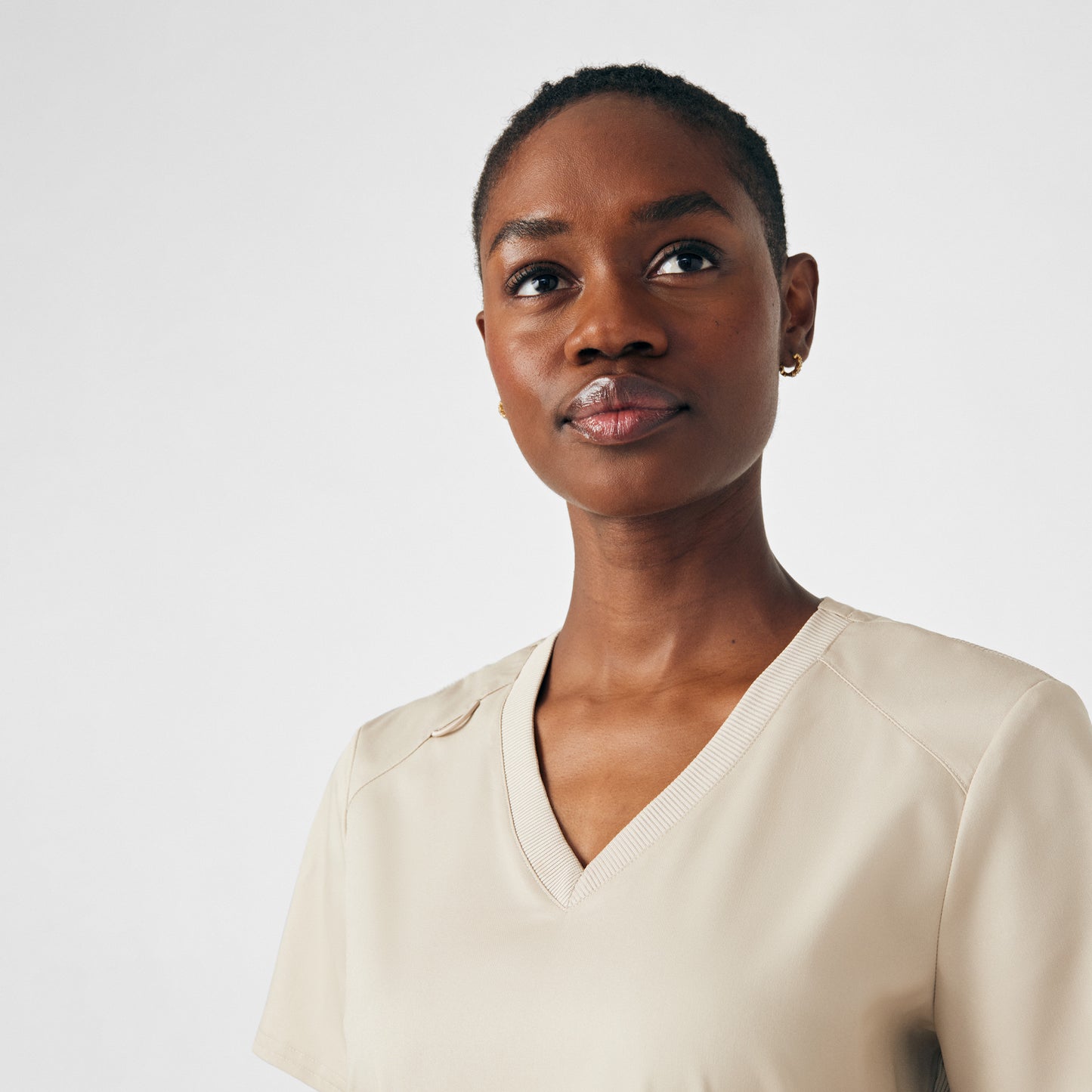 ProFlex 3-Pocket V-Neck Top  | Sandstone