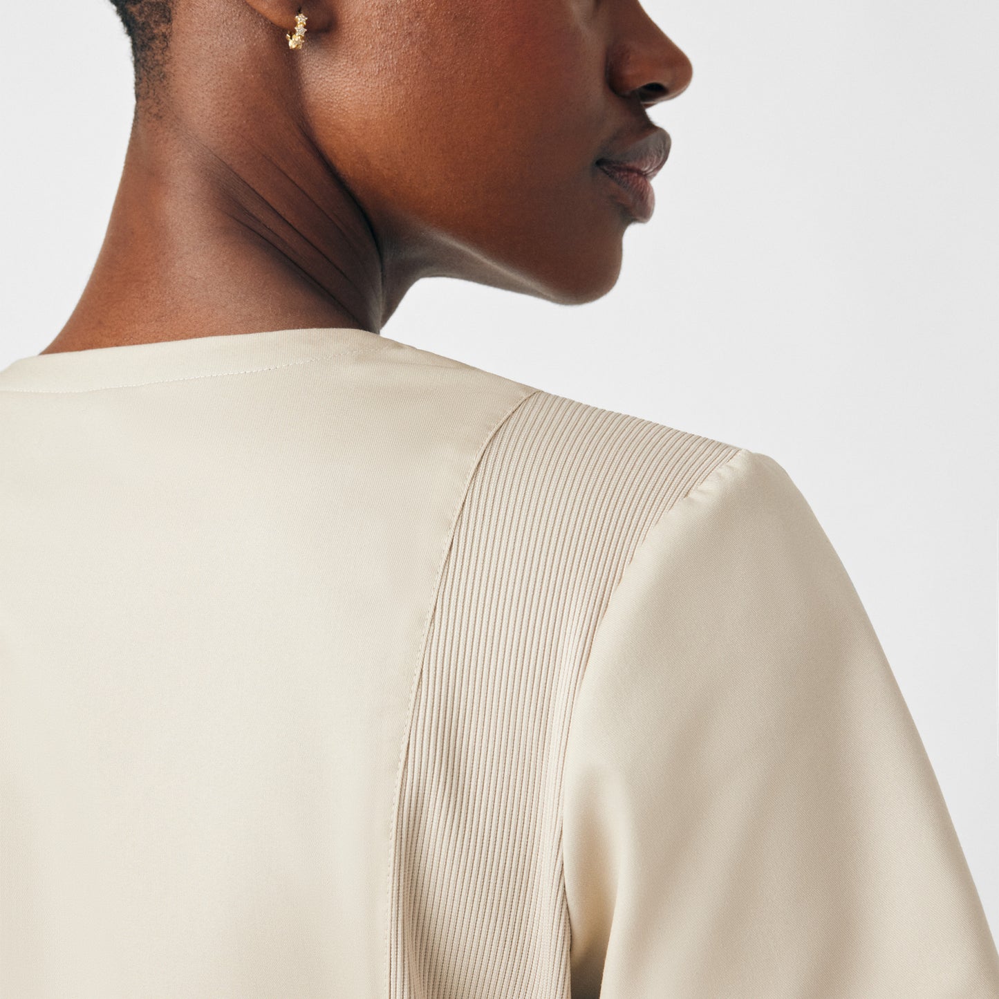 ProFlex 3-Pocket V-Neck Top  | Sandstone