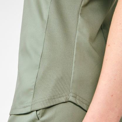 ProFlex 2-Pocket V-Neck Top  | Seagrass
