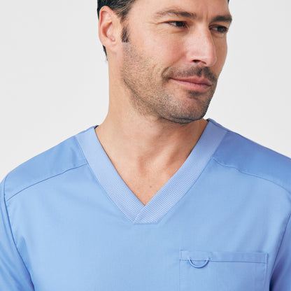 ProFlex 4-Pocket V-Neck Top  | Ceil