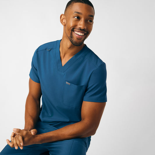 Forward 4-Pocket V-Neck Top  | Caribbean