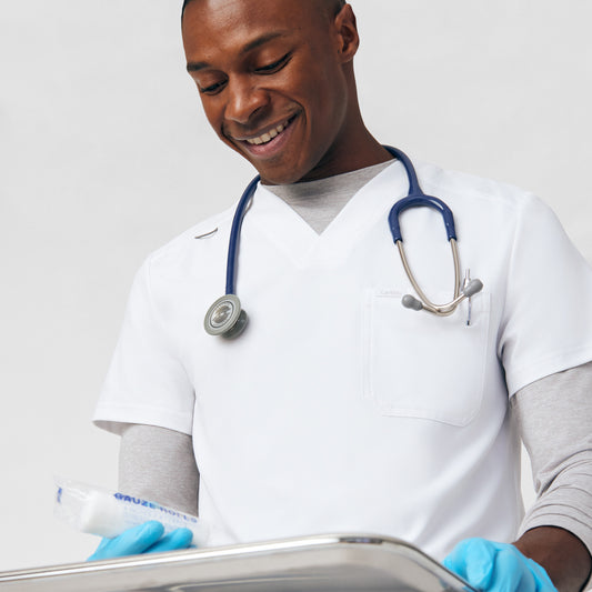 Forward 4-Pocket V-Neck Top  | White