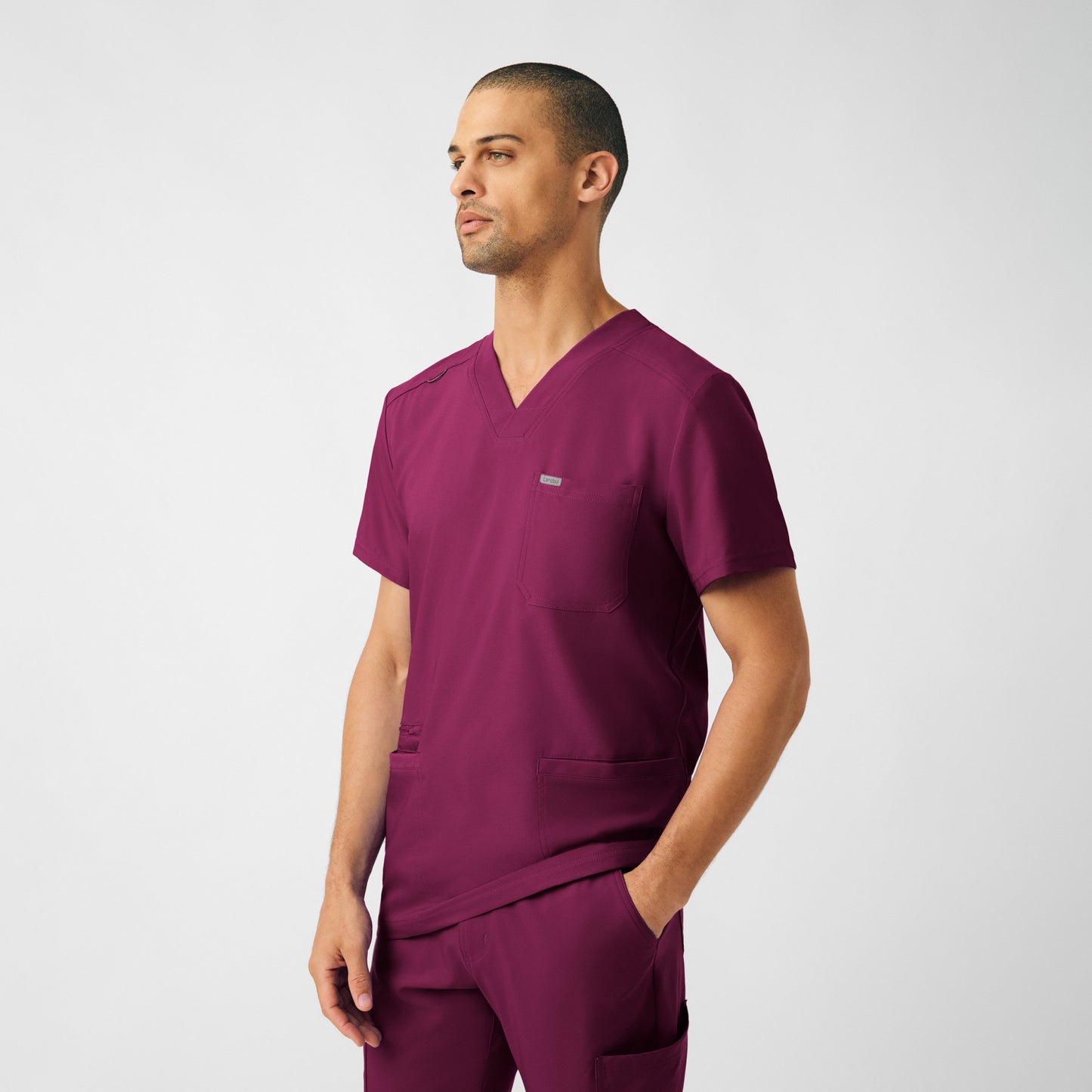 Forward 4-Pocket V-Neck Top  | Wine