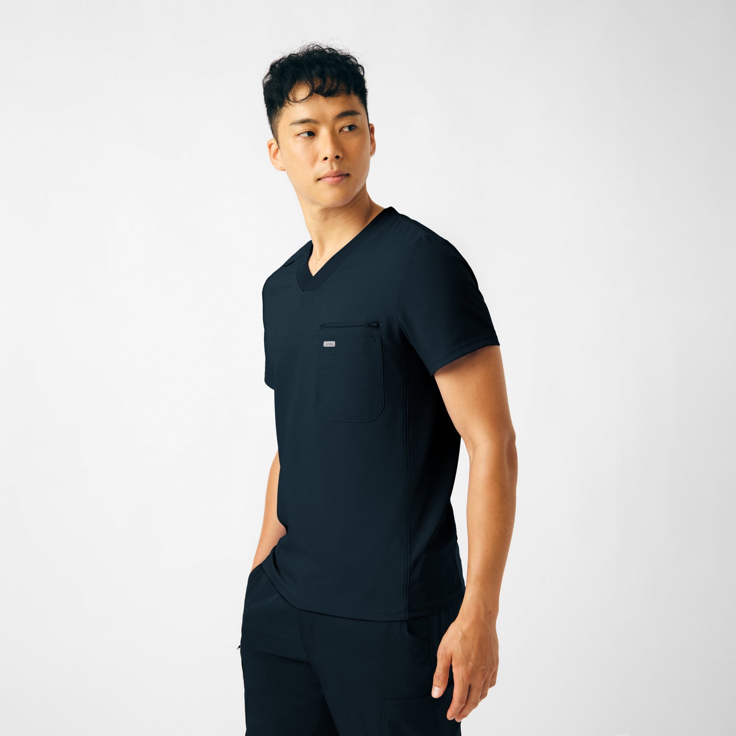 Forward 2-Pocket V-Neck Top  | Black