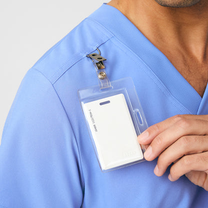 Forward 2-Pocket V-Neck Top  | Ceil