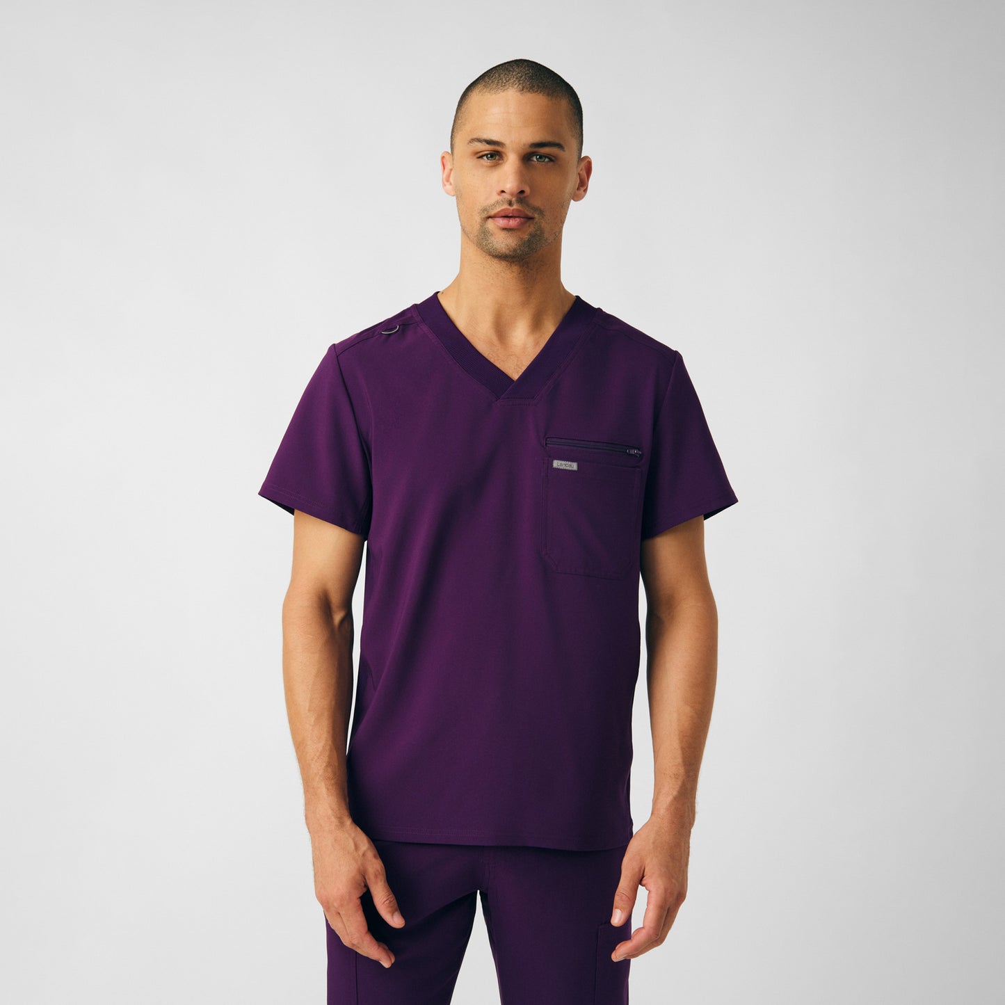 Forward 2-Pocket V-Neck Top  | Eggplant