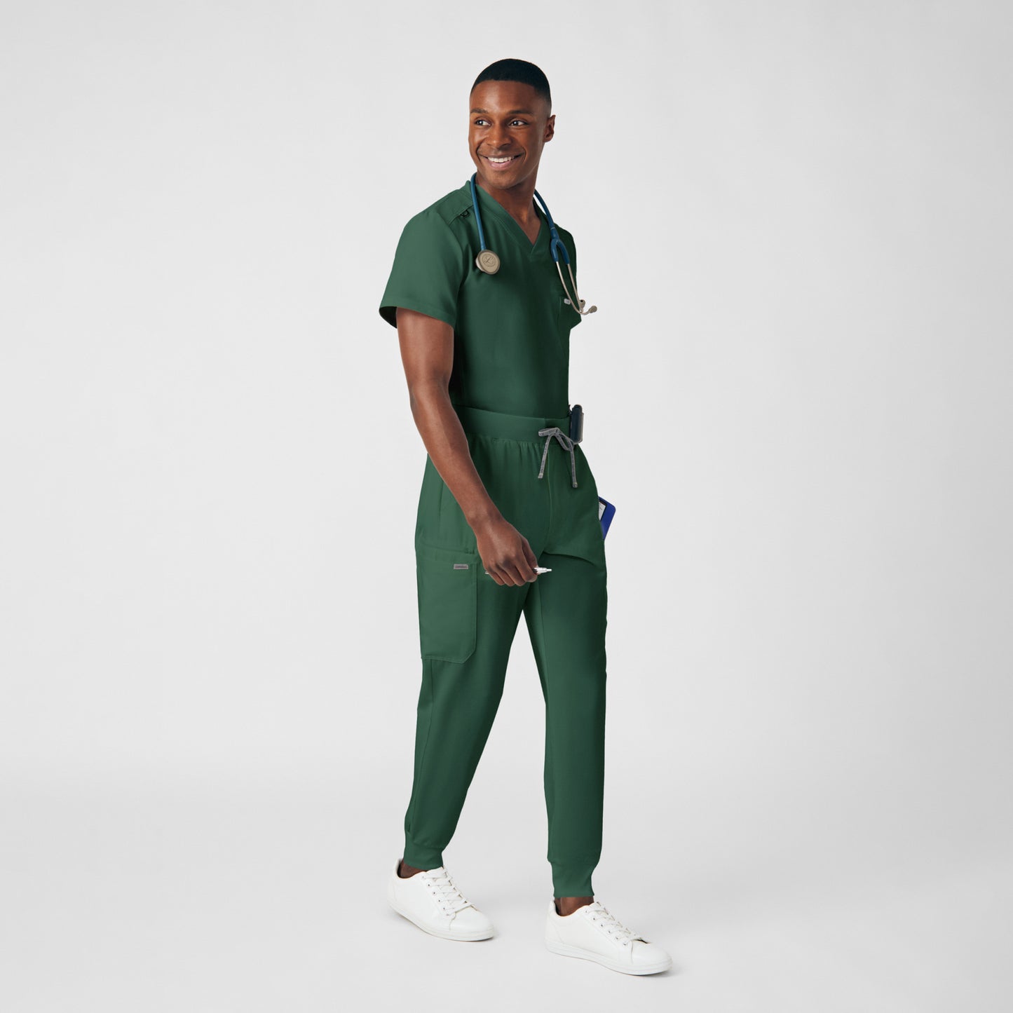 Forward 2-Pocket V-Neck Top  | Mountain View