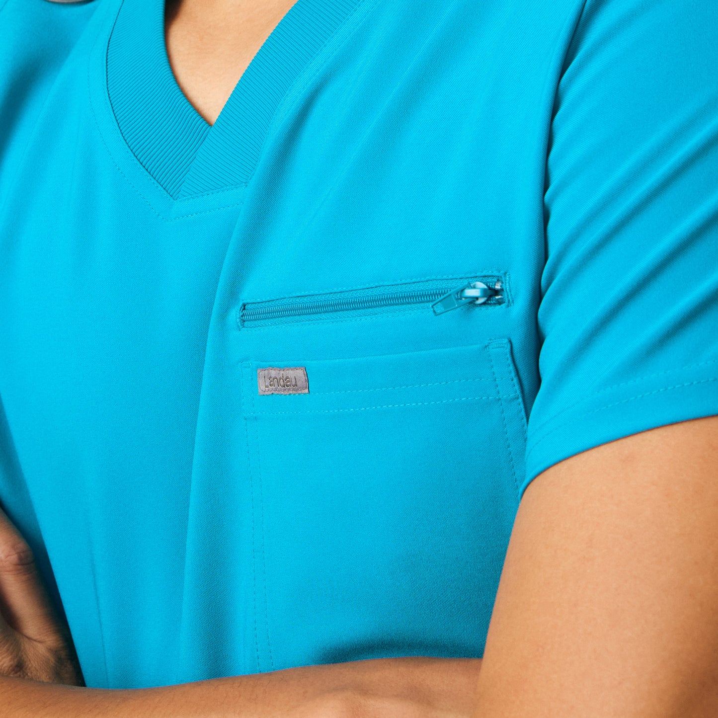 Forward 2-Pocket V-Neck Top  | Teal