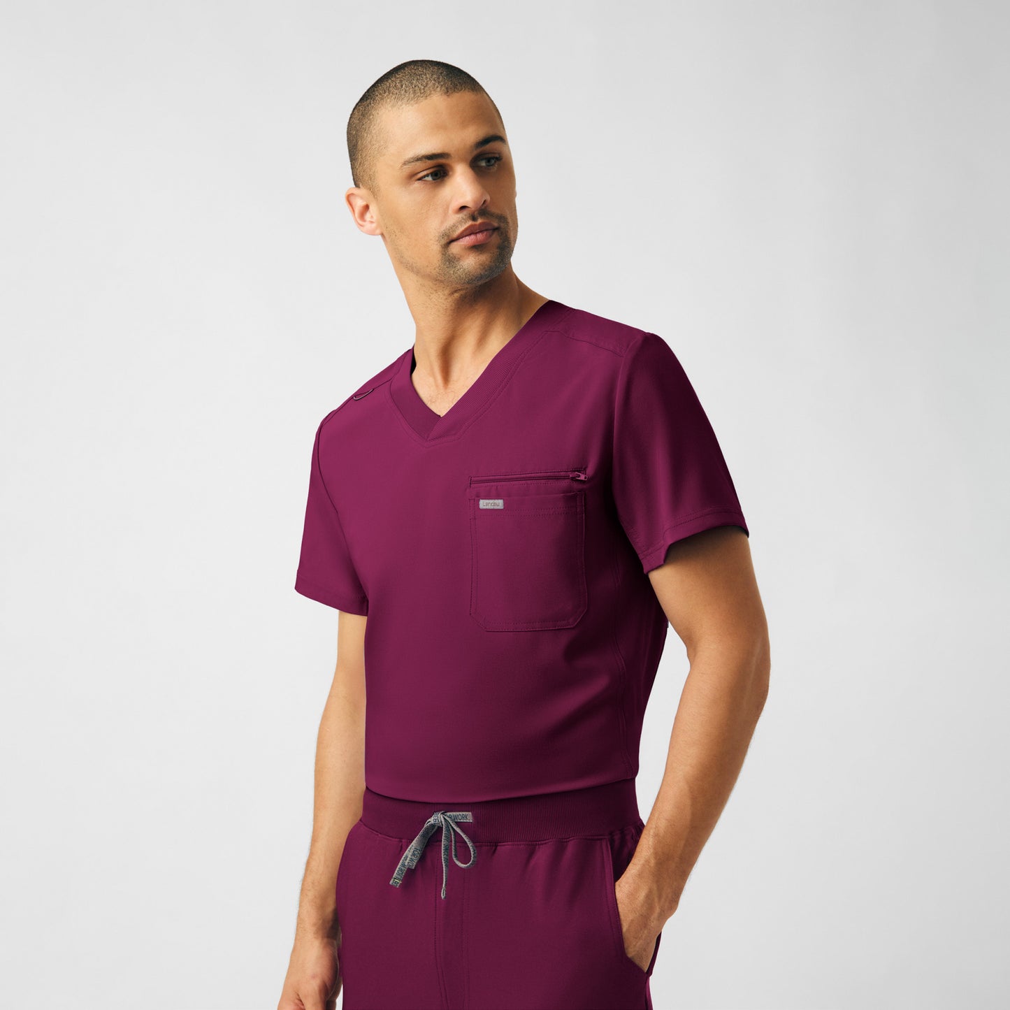 Forward 2-Pocket V-Neck Top  | Wine