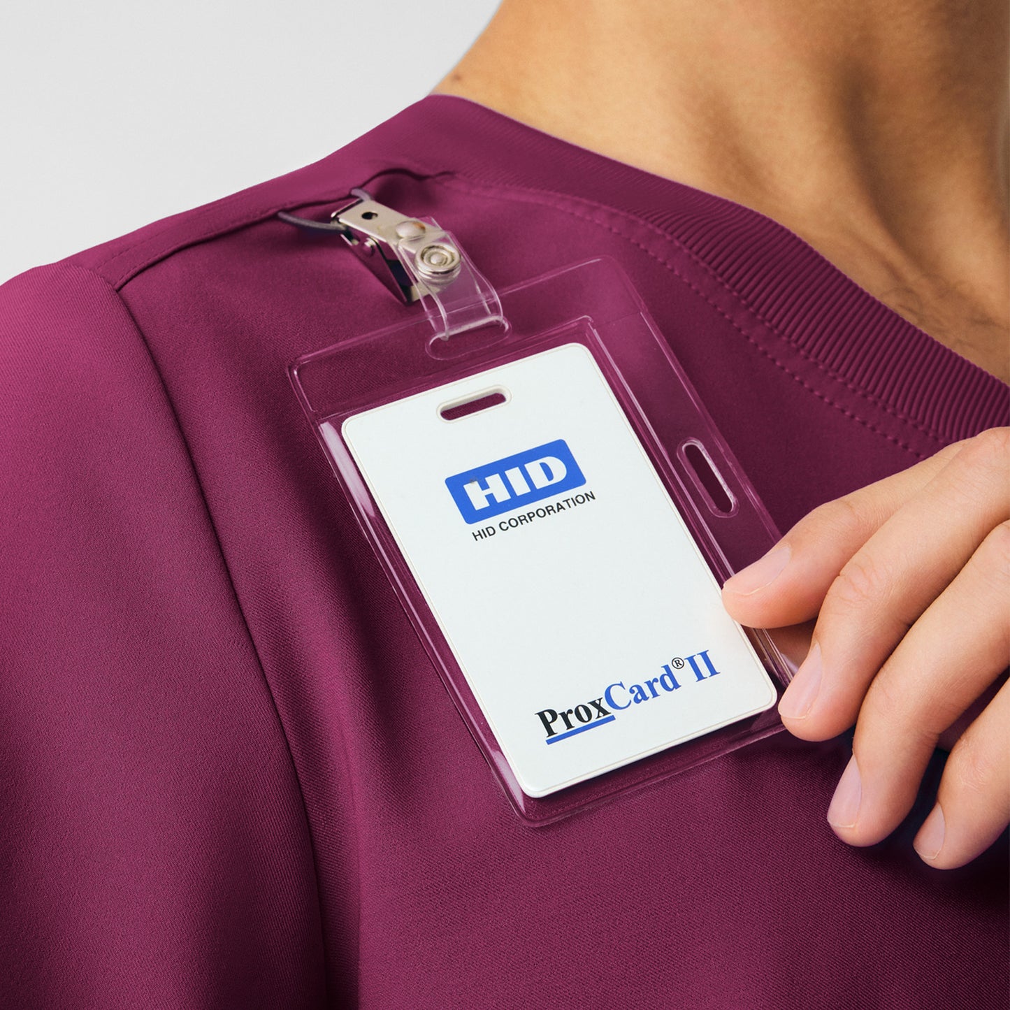 Forward 2-Pocket V-Neck Top  | Wine