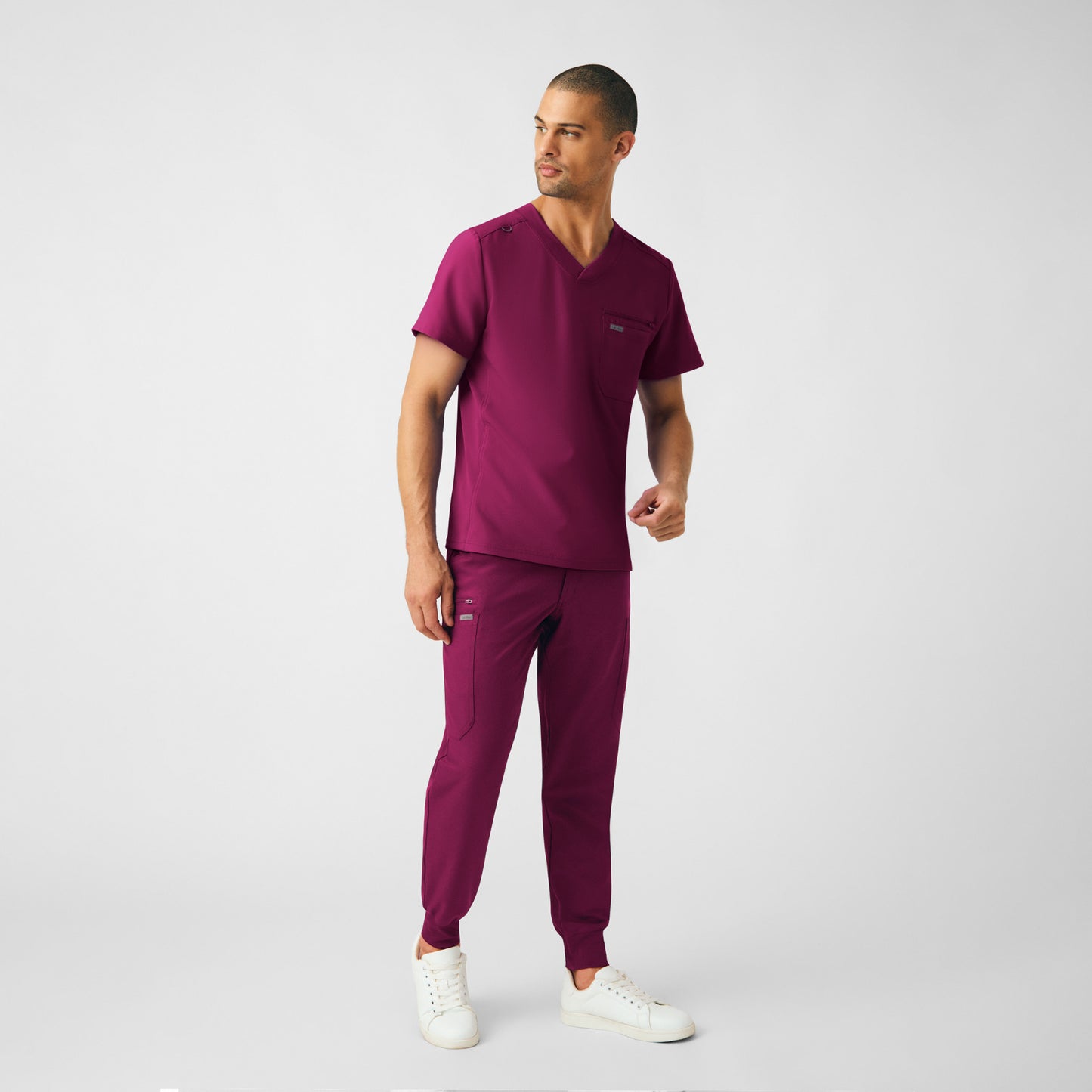 Forward 2-Pocket V-Neck Top  | Wine