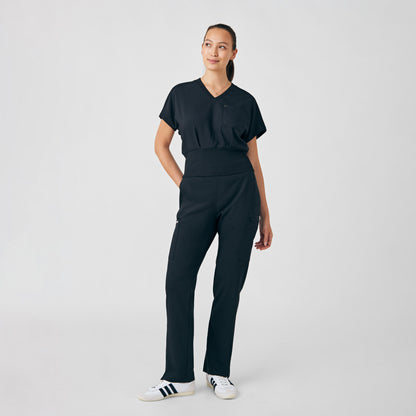 Forward 2-Pocket V-Neck Top  | Black