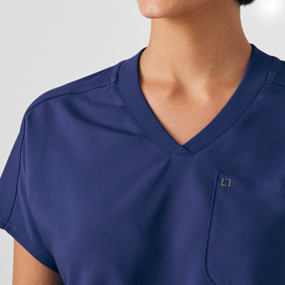 Forward 2-Pocket V-Neck Top  | Navy