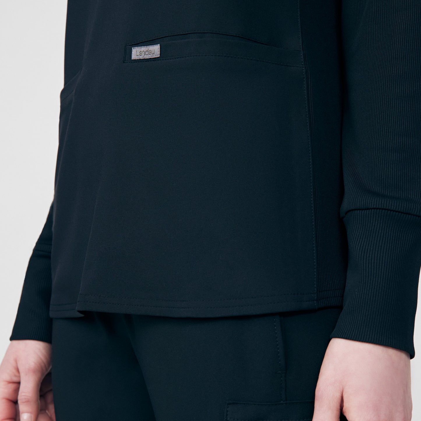 Forward 2-Pocket V-Neck Top  | Black