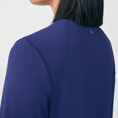 Forward 2-Pocket V-Neck Top  | Navy