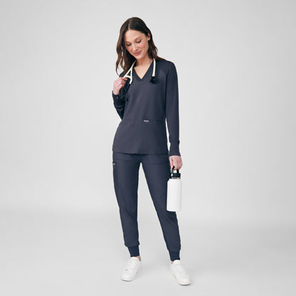 Forward 2-Pocket V-Neck Top  | Pewter