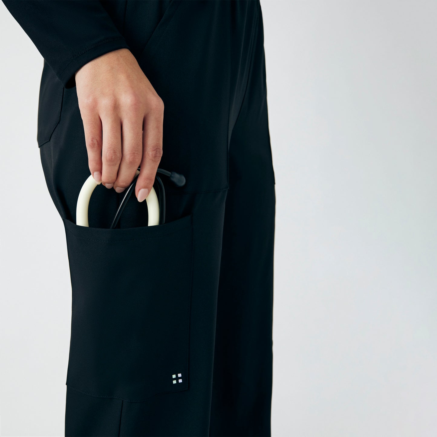 VIBE Cargo Pants  | Black