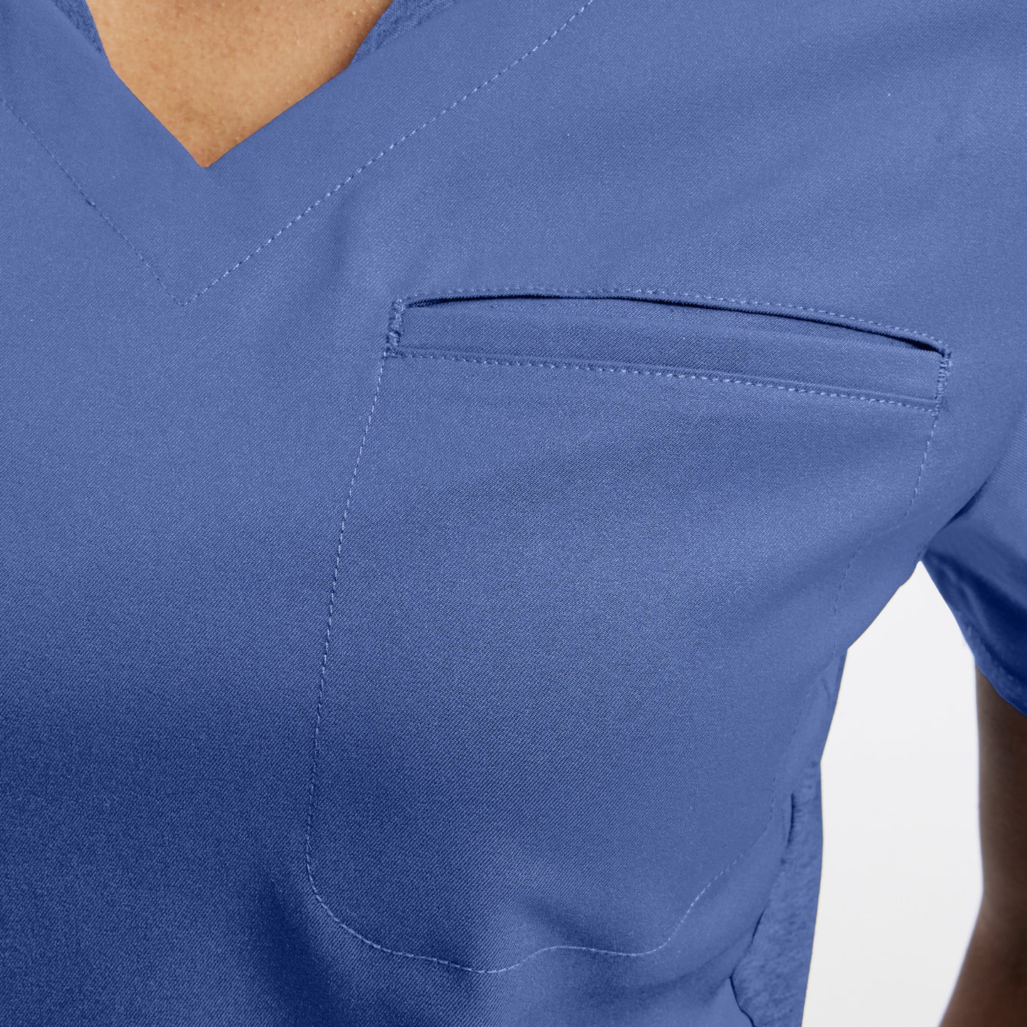 VIBE 2-Pocket V-Neck Top  | Black