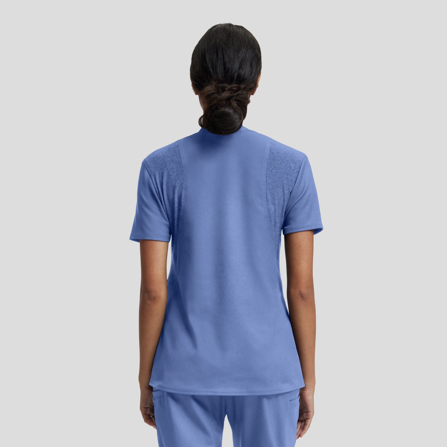VIBE 2-Pocket V-Neck Top  | Ceil