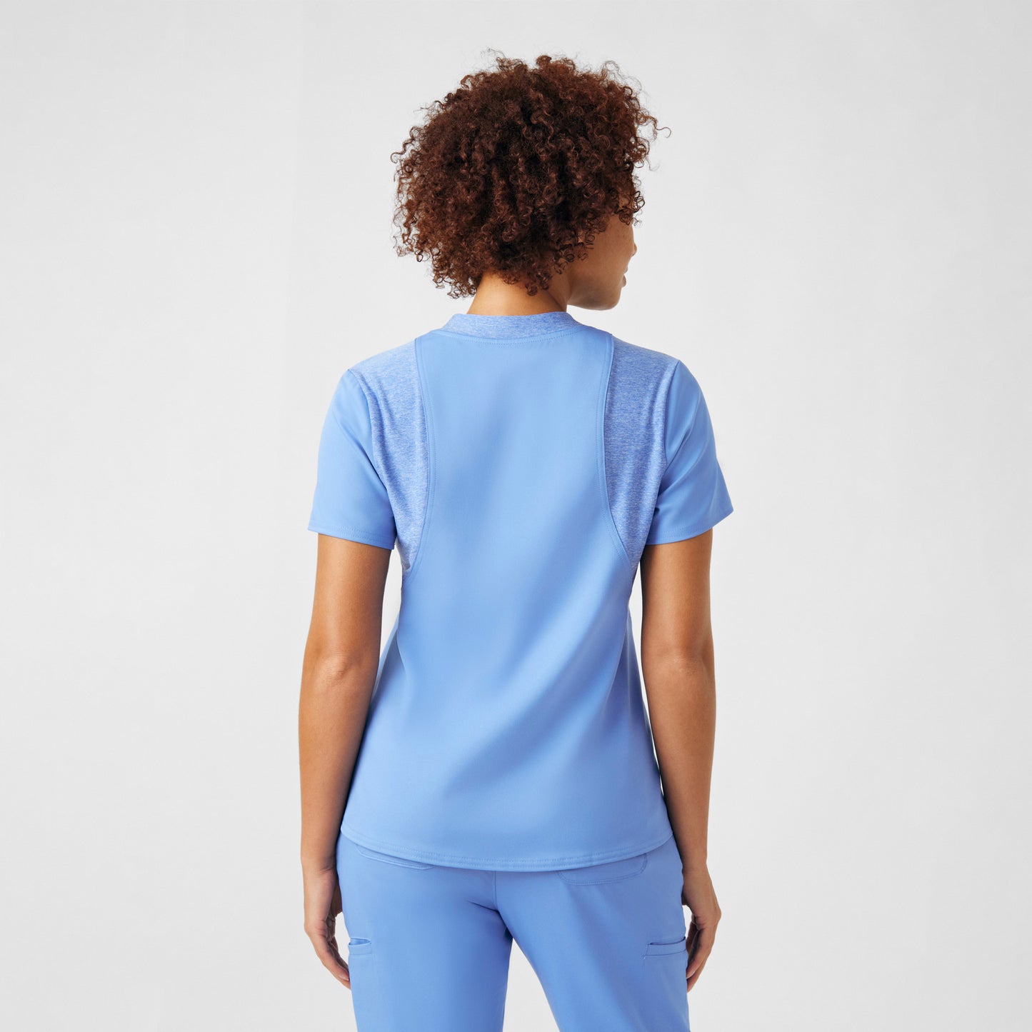 VIBE 2-Pocket V-Neck Top  | Ceil