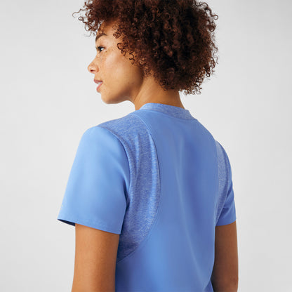 VIBE 2-Pocket V-Neck Top  | Ceil